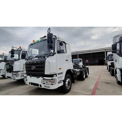 Sinotruk HOWO 6*4 и 8*4 371HP-375HP тракторный грузовик с максимальным крутящим моментом Nm 500-1000nm