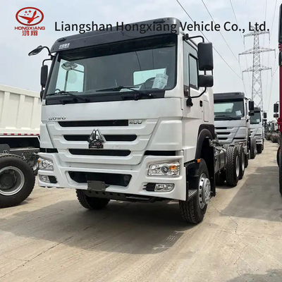 Shacman Trucks Главный тракторный грузовик с ручными окнами и ≤5 сидений Продукт