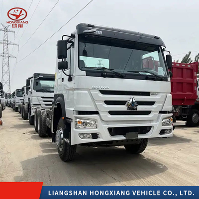 В хорошем состоянии Тракторный грузовик Hino для полуприцепа 6×4 приводной колесный сегмент тяжелый грузовик