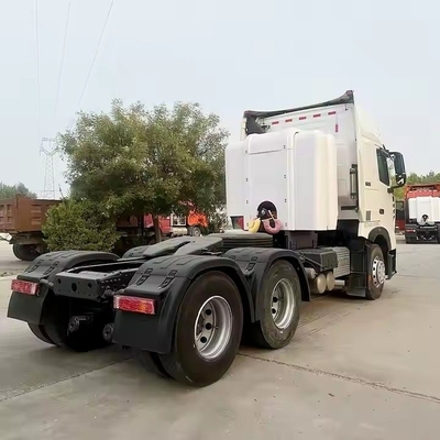 Специализация 8,2 тонны Euro5euro6 HOWO T7 CNG тракторы для китайских заводов