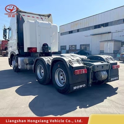 1 год Послепродажное обслуживание CNG 6X4 Трактор HOWO T7 Euro 5 Тракторная головка и сиденья ≤5
