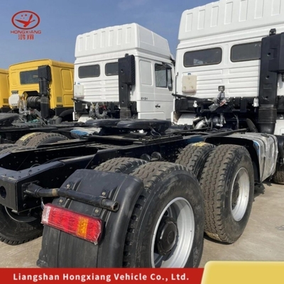С сертификатом GCC HOWO T7 LNG CNG Каскадный прицеп Тракторный грузовик с двигателем объемом&gt; 8 л