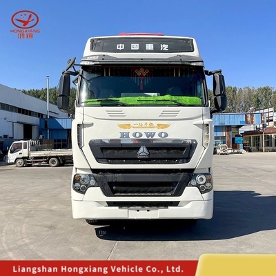 С сертификатом GCC HOWO T7 LNG CNG Каскадный прицеп Тракторный грузовик с двигателем объемом&gt; 8 л