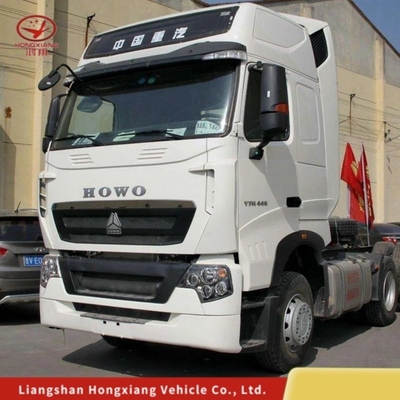 С сертификатом GCC HOWO T7 LNG CNG Каскадный прицеп Тракторный грузовик с двигателем объемом&gt; 8 л
