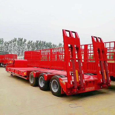 Тяжелый грузовик с 3 осями с низкой кроватью Lowboy Flatbed Semi Trailer Truck с гидравлическим подъемником и гусиной шеей